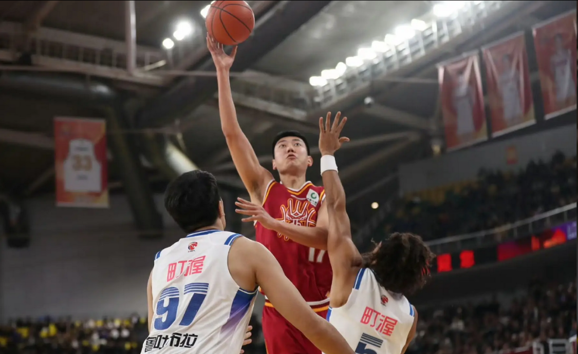 不是于米提不是张宁!一记三分奠定山西赢球基调,球迷:你是MVP